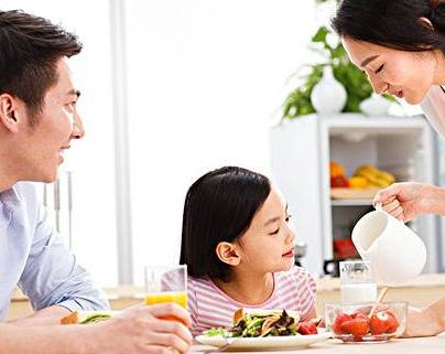 相亲相爱，百年好合，生肖文化中的温馨寓意