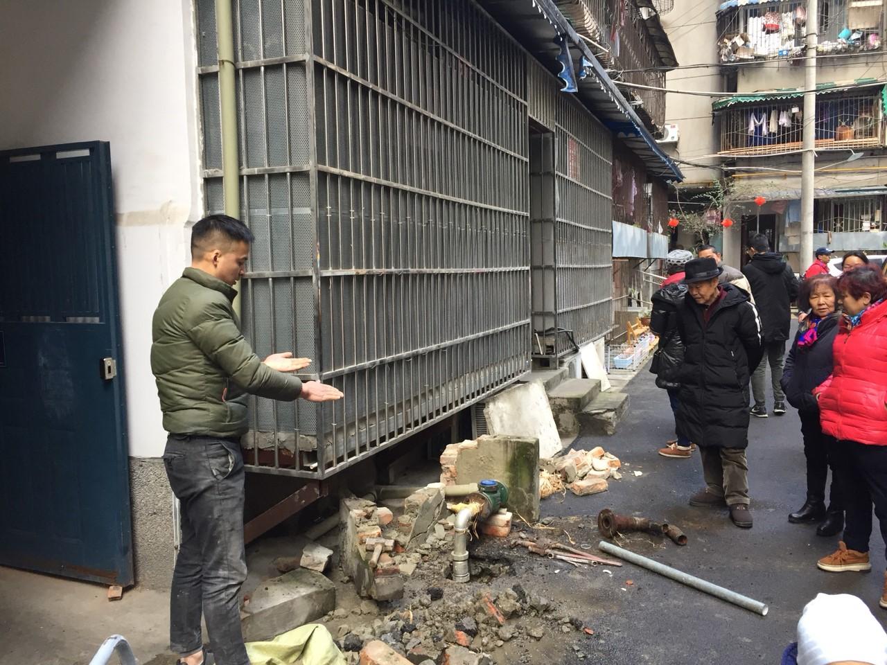 金牛出门—生肖故事与人生寓意的深刻启示