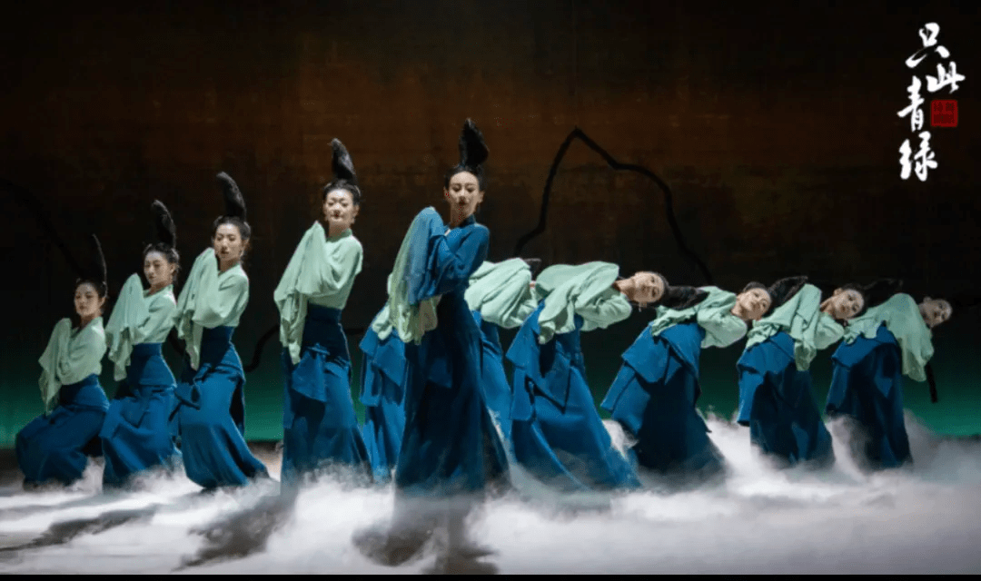 大地飞歌打一生肖、揭秘背后的文化寓意