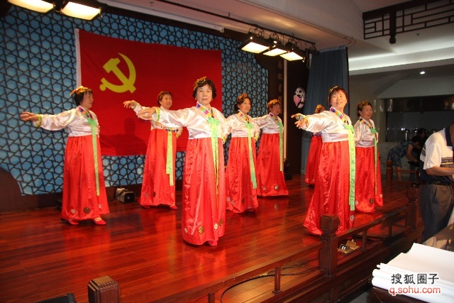 欢天喜地四时庆，揭秘生肖背后的文化与智慧